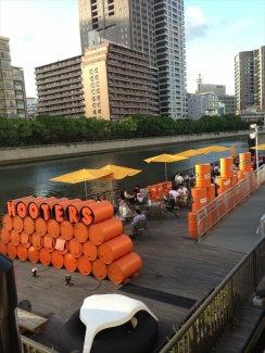 HOOTERS店舗