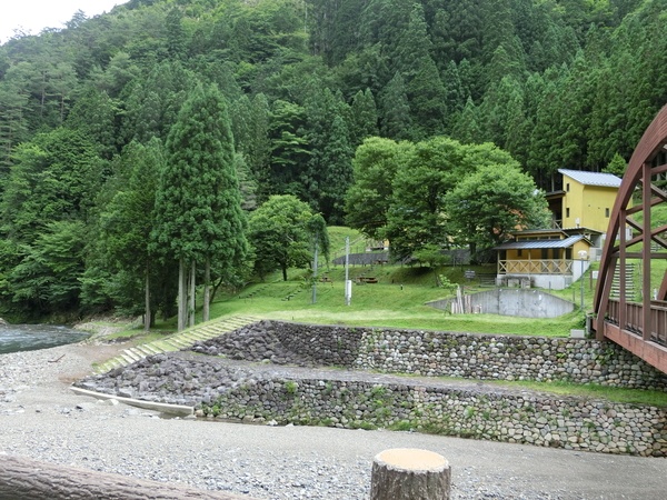 北今西キャンプ場