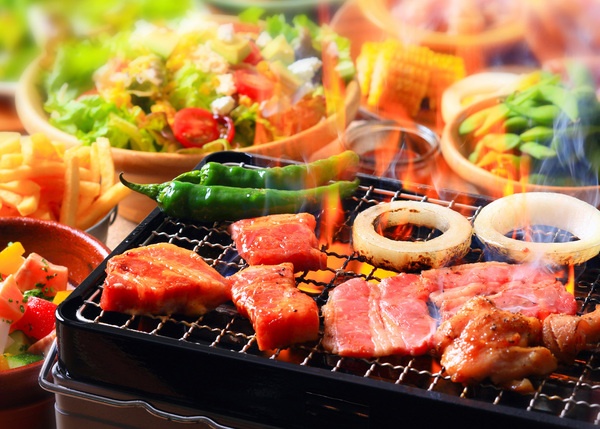 アトレ川崎 肉食べ放題BBQビアガーデン ~アジアン・エスニックBBQ~
