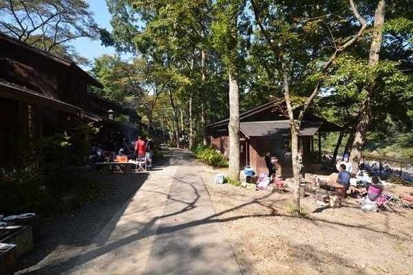 木の家ロッジ村