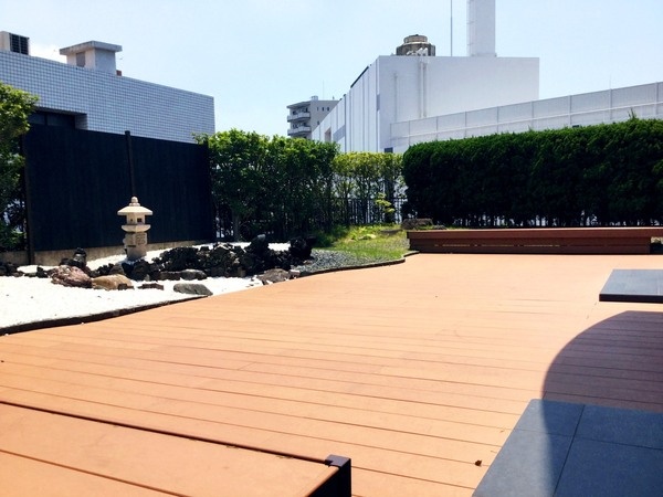エンブレムホステル西新井 テラスBBQ