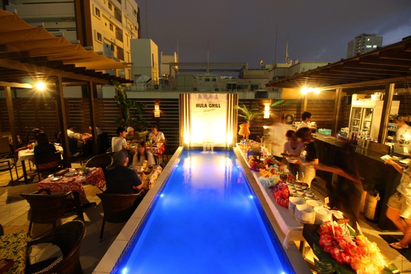 HULA GRILL the garden
