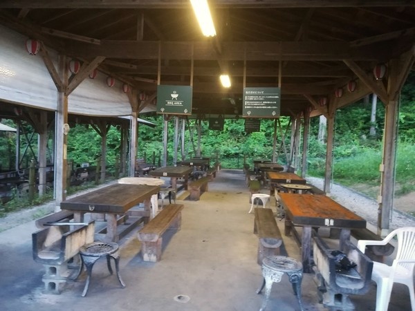 ゆうパークおごせ 屋根付きBBQ場