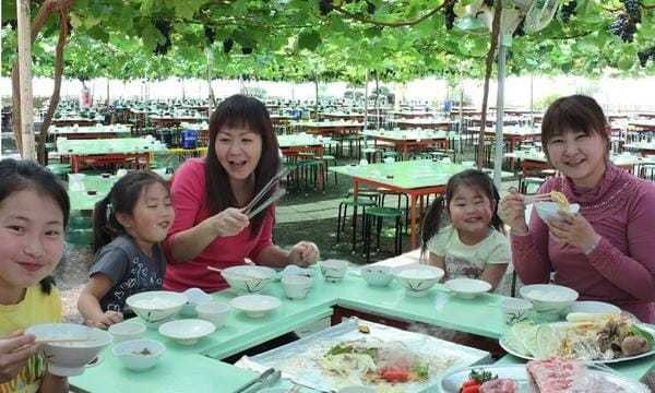 御坂農園グレープハウス